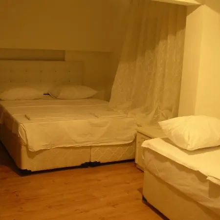 アパート トゥルコ *